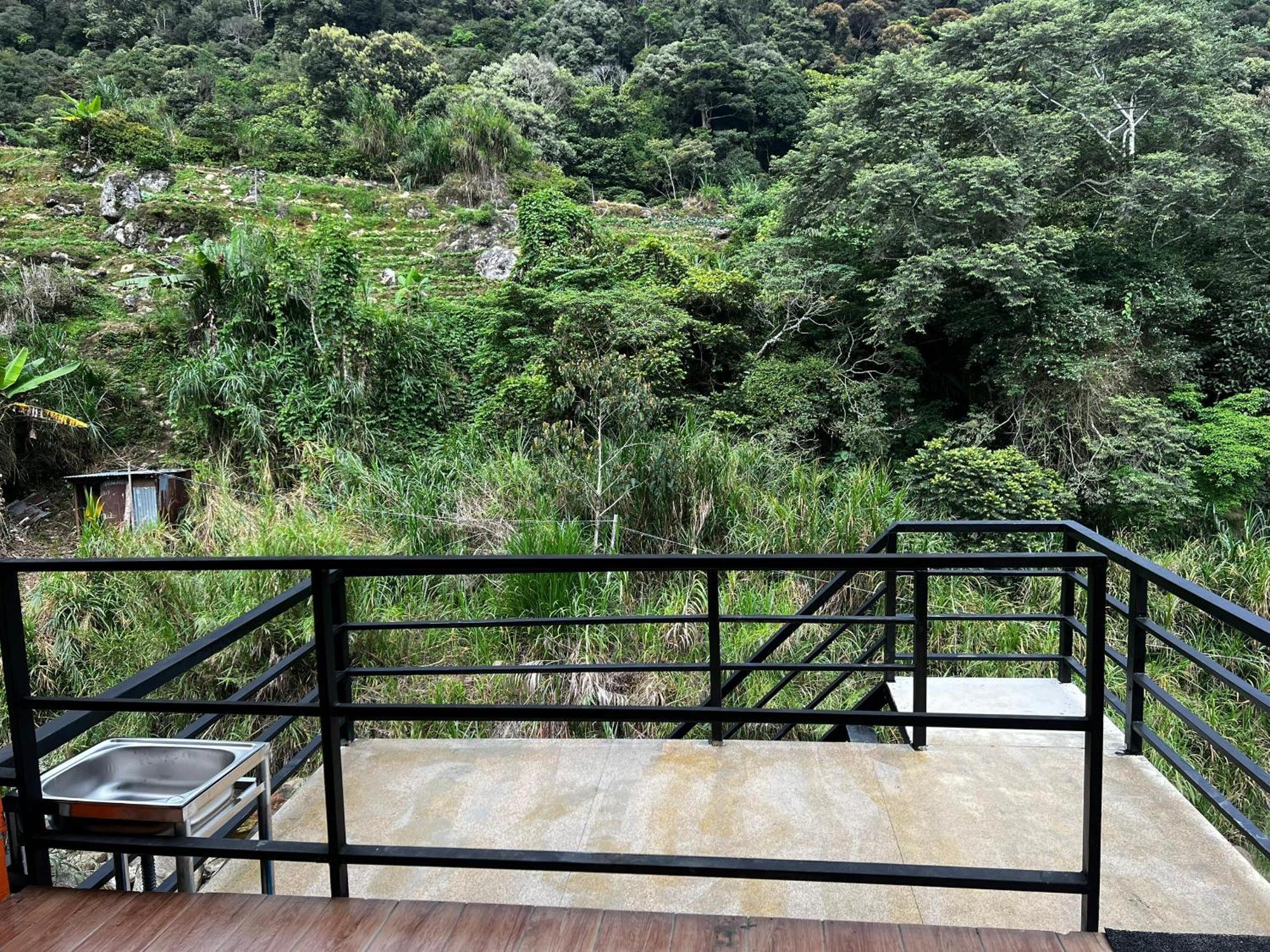 D'maro Hut Mesilou * Kundasang